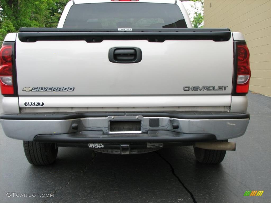 2004 Silverado 1500 LS Extended Cab - Silver Birch Metallic / Dark Charcoal photo #8