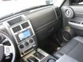 Black - Nitro R/T 4x4 Photo No. 23