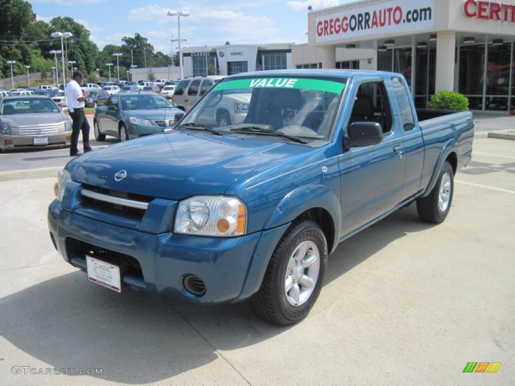 2004 Frontier XE King Cab - Electric Blue Metallic / Gray photo #1