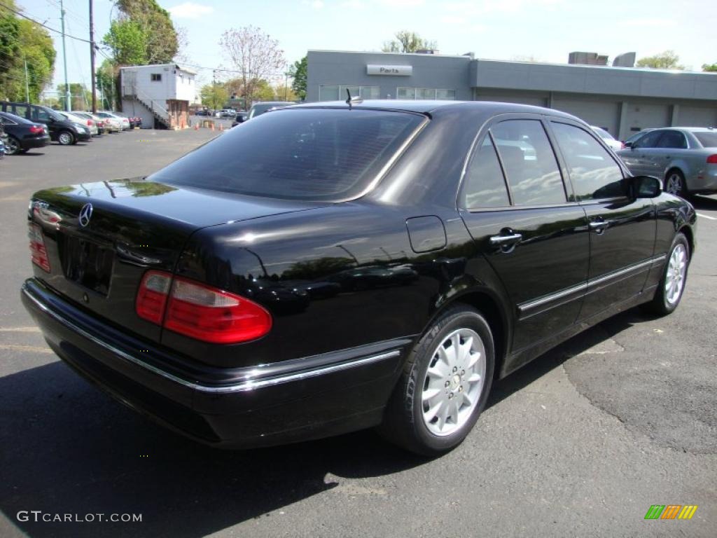 2001 E 320 Sedan - Black / Charcoal photo #7