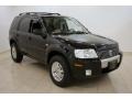 Black - Mariner Luxury 4WD Photo No. 1