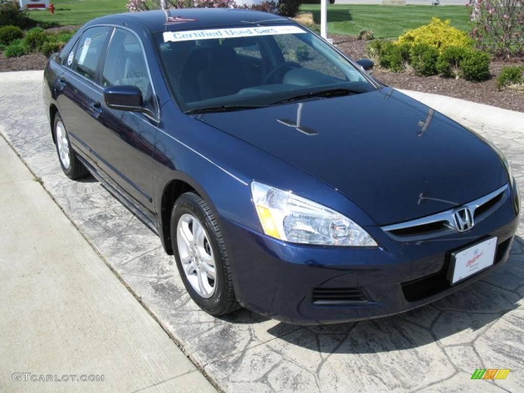 2007 Accord SE Sedan - Royal Blue Pearl / Gray photo #1