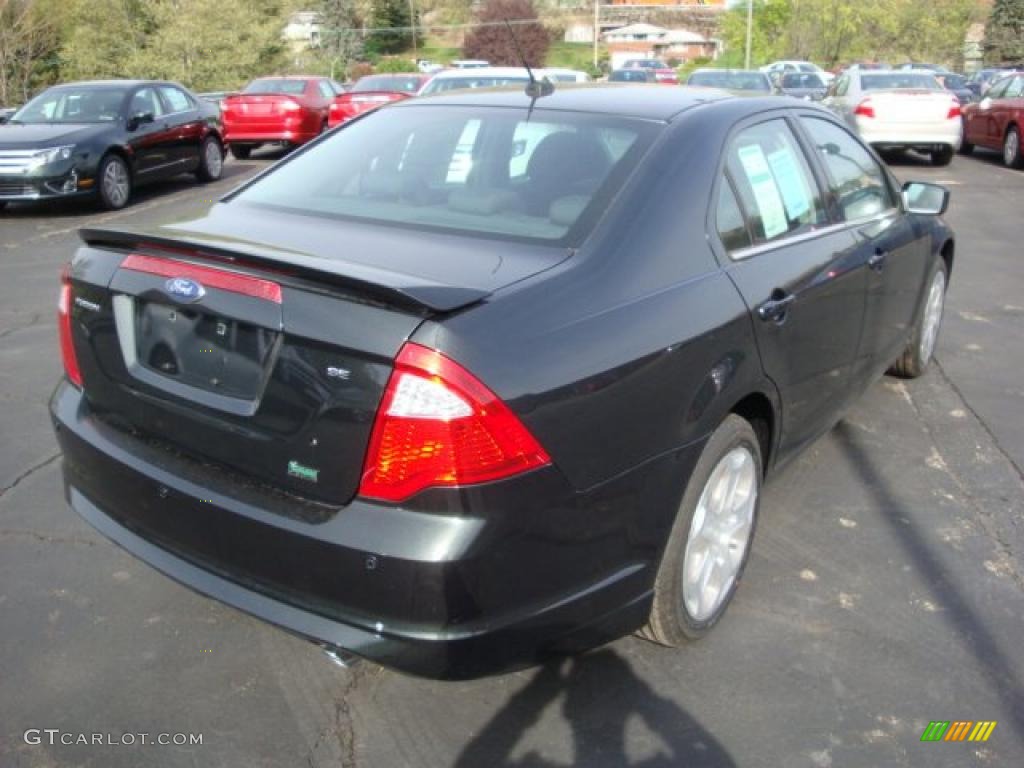 2010 Fusion SE V6 - Atlantis Green Metallic / Charcoal Black photo #3