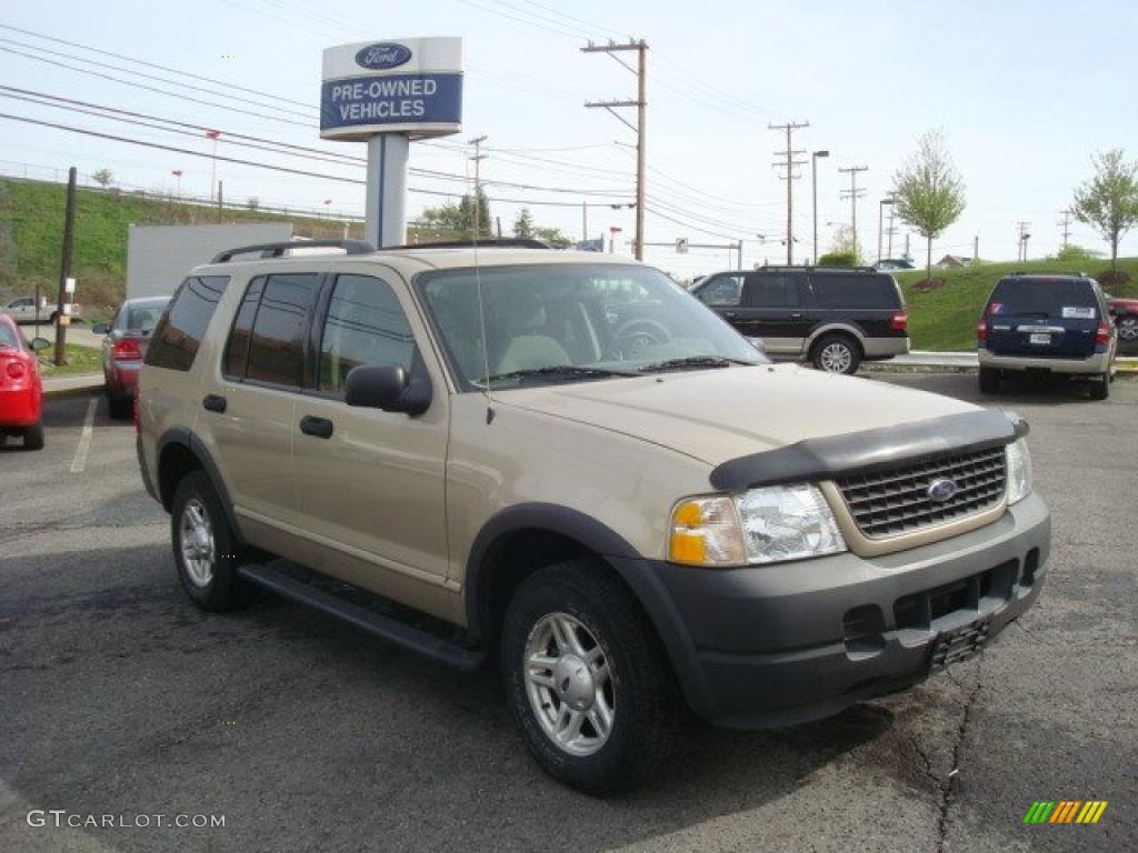 2003 Explorer XLS 4x4 - Harvest Gold Metallic / Medium Parchment Beige photo #1