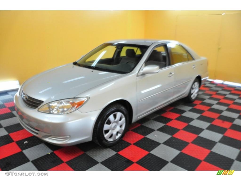 2003 Camry LE - Lunar Mist Metallic / Stone photo #3