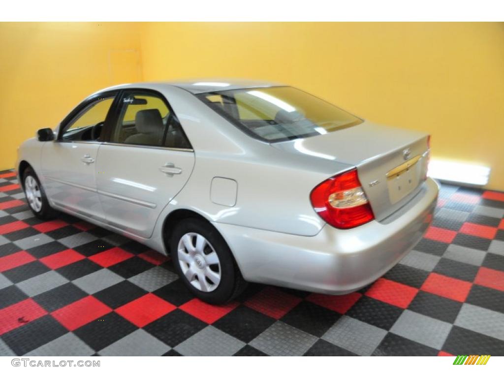 2003 Camry LE - Lunar Mist Metallic / Stone photo #4