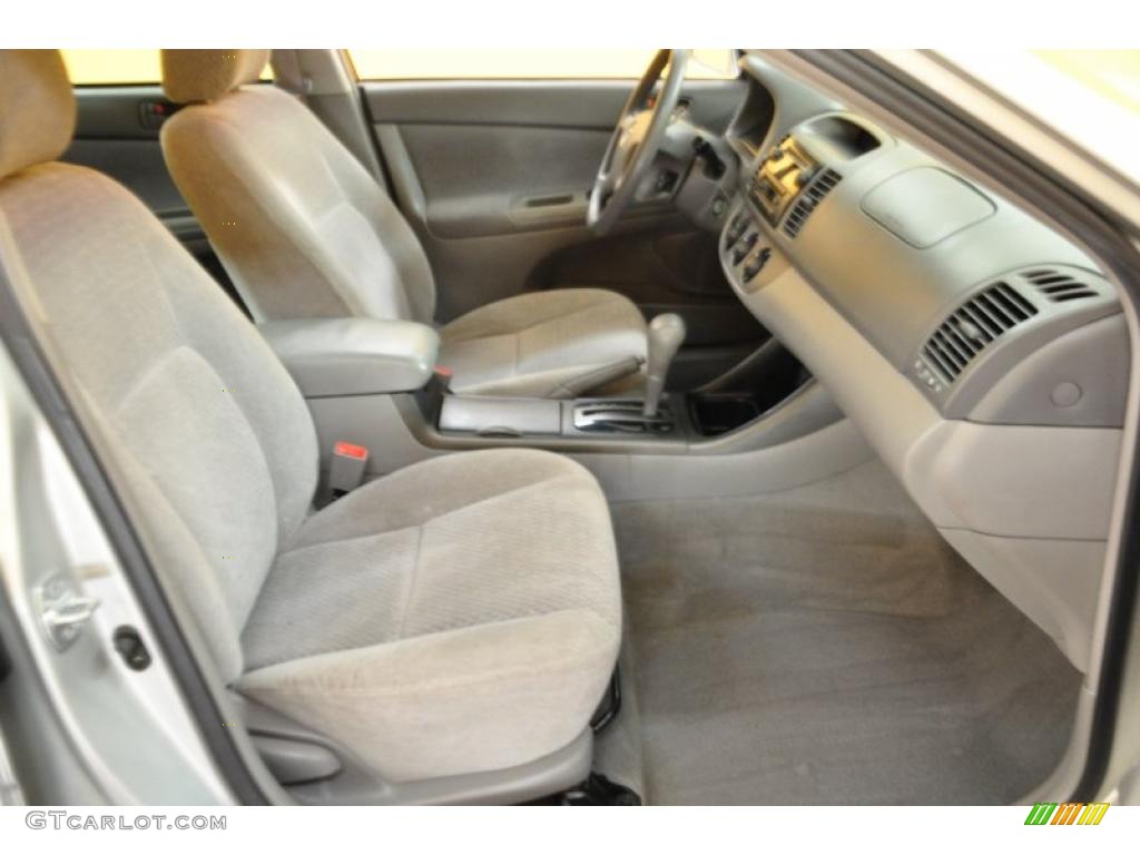 2003 Camry LE - Lunar Mist Metallic / Stone photo #14
