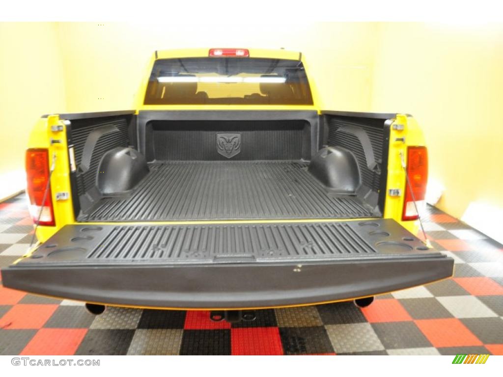 2009 Ram 1500 Sport Quad Cab 4x4 - Detonator Yellow / Dark Slate Gray photo #15