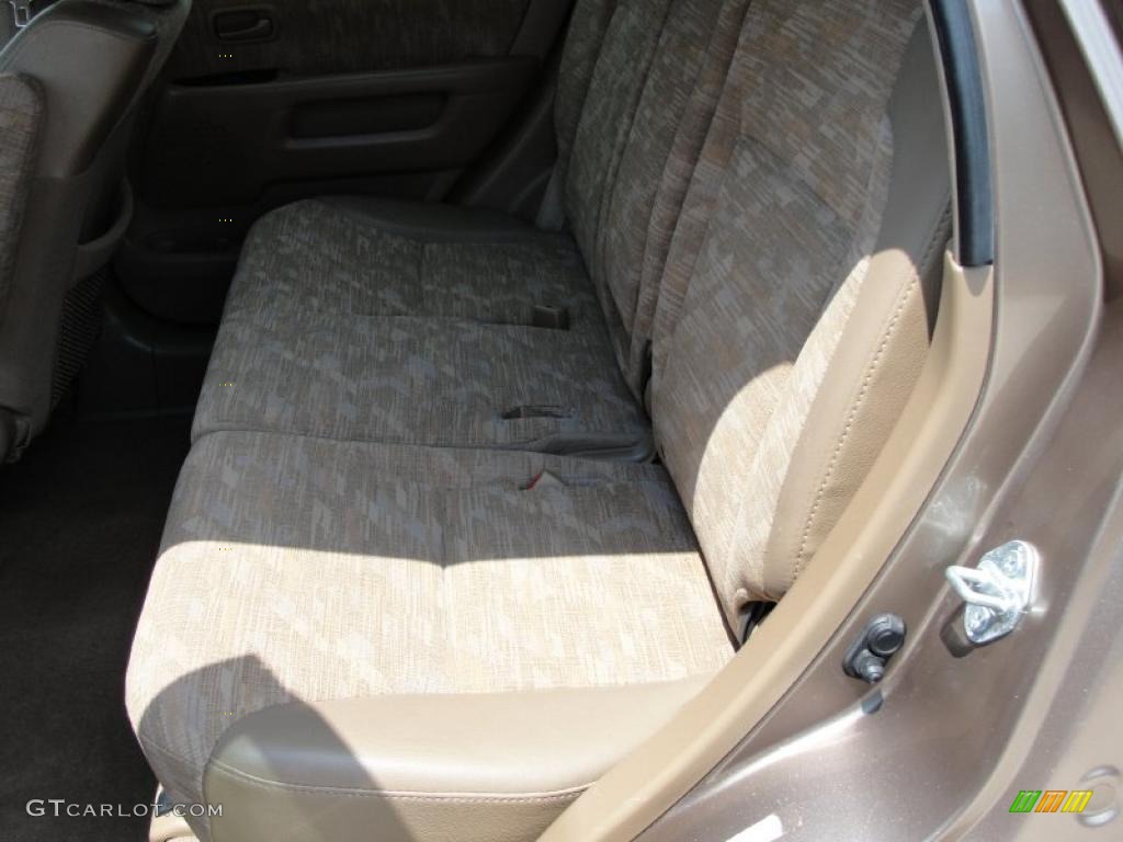 2004 CR-V LX - Mojave Mist Metallic / Saddle photo #35