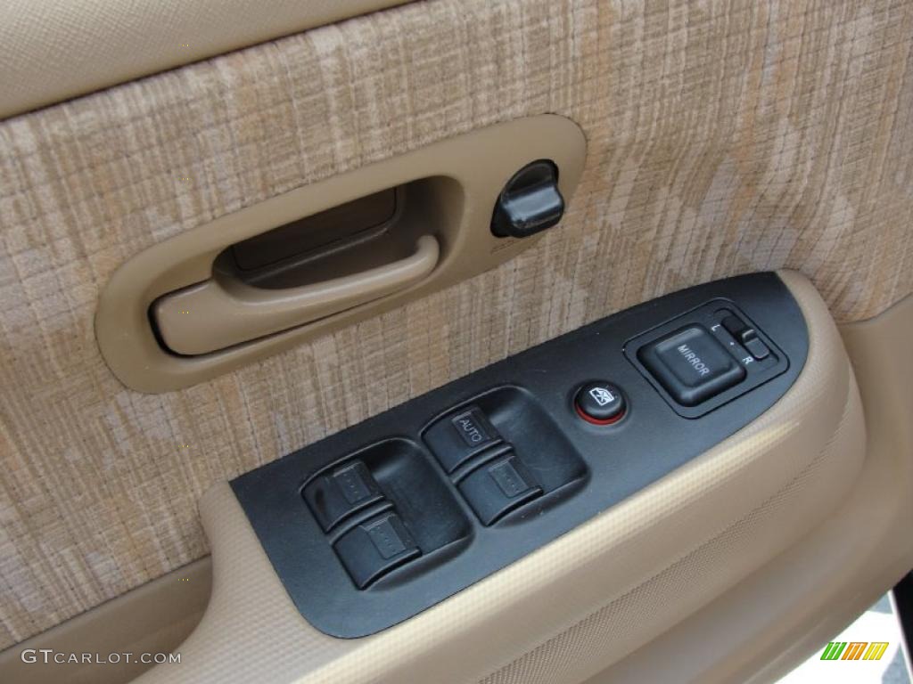 2004 CR-V LX - Mojave Mist Metallic / Saddle photo #37