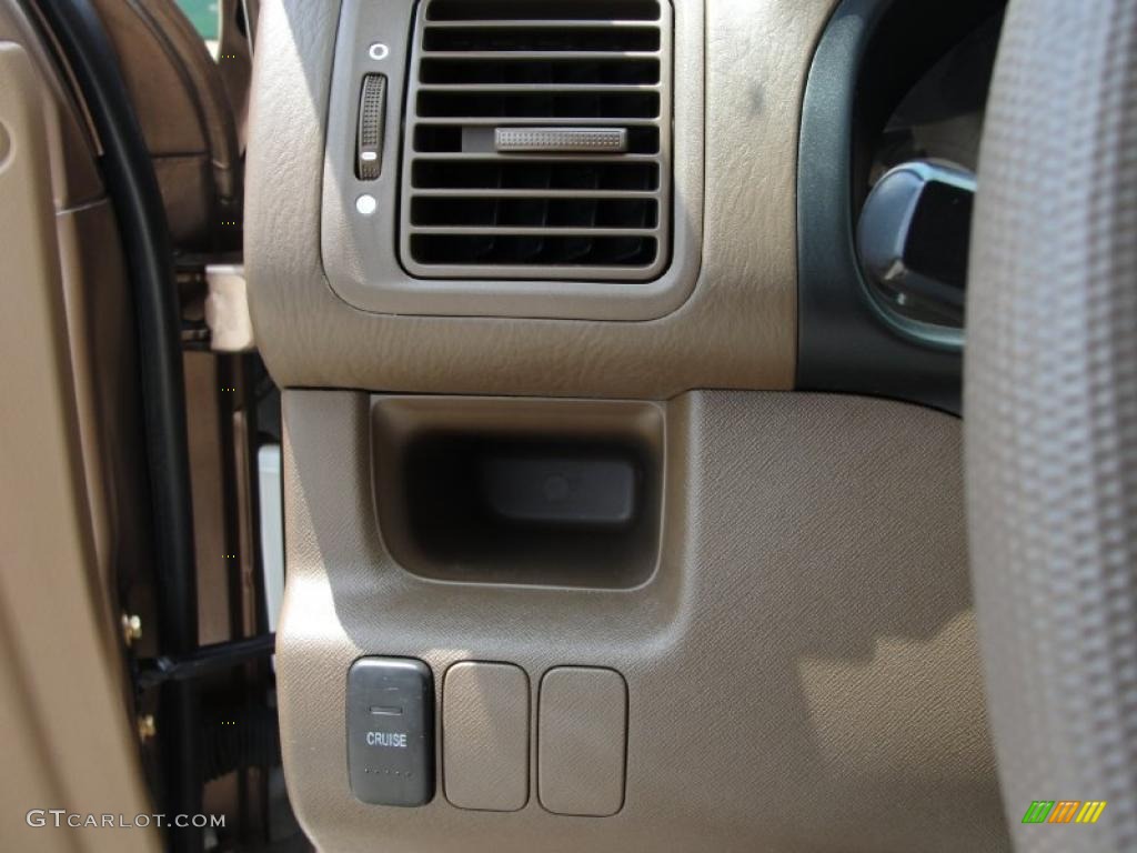 2004 CR-V LX - Mojave Mist Metallic / Saddle photo #50