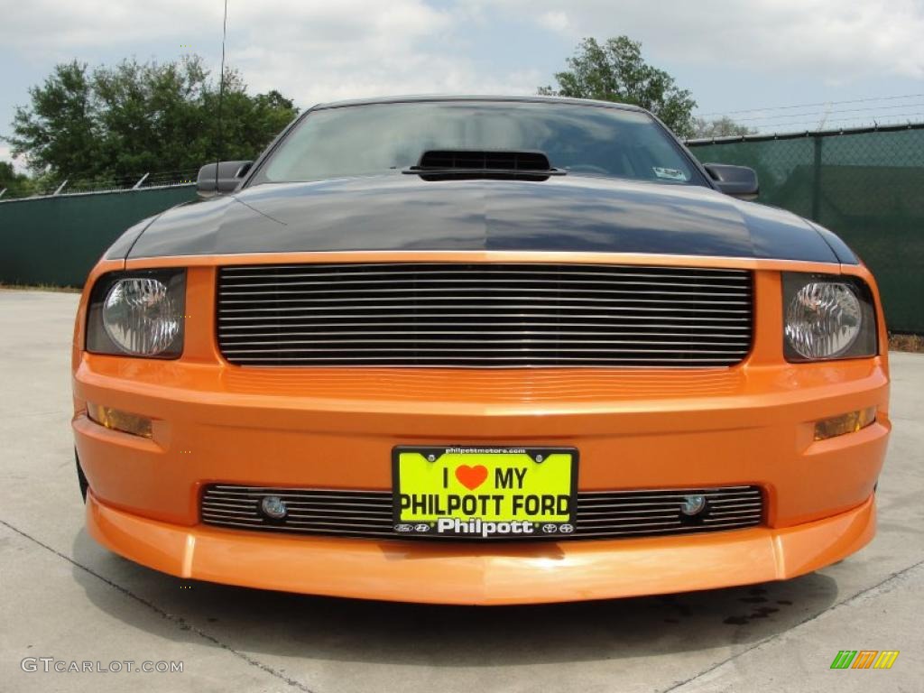 2007 Mustang GT Premium Coupe - Grabber Orange / Light Graphite photo #9