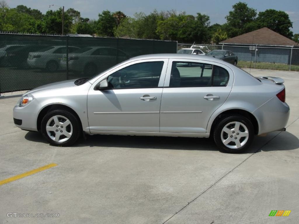 2007 Cobalt LT Sedan - Ultra Silver Metallic / Gray photo #6