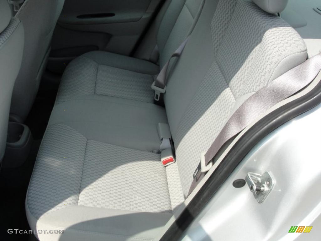 2007 Cobalt LT Sedan - Ultra Silver Metallic / Gray photo #31