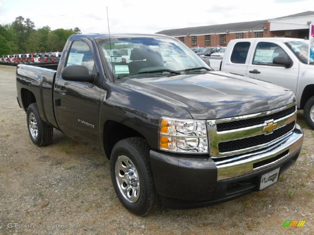 2010 Silverado 1500 Regular Cab - Taupe Gray Metallic / Dark Titanium photo #6