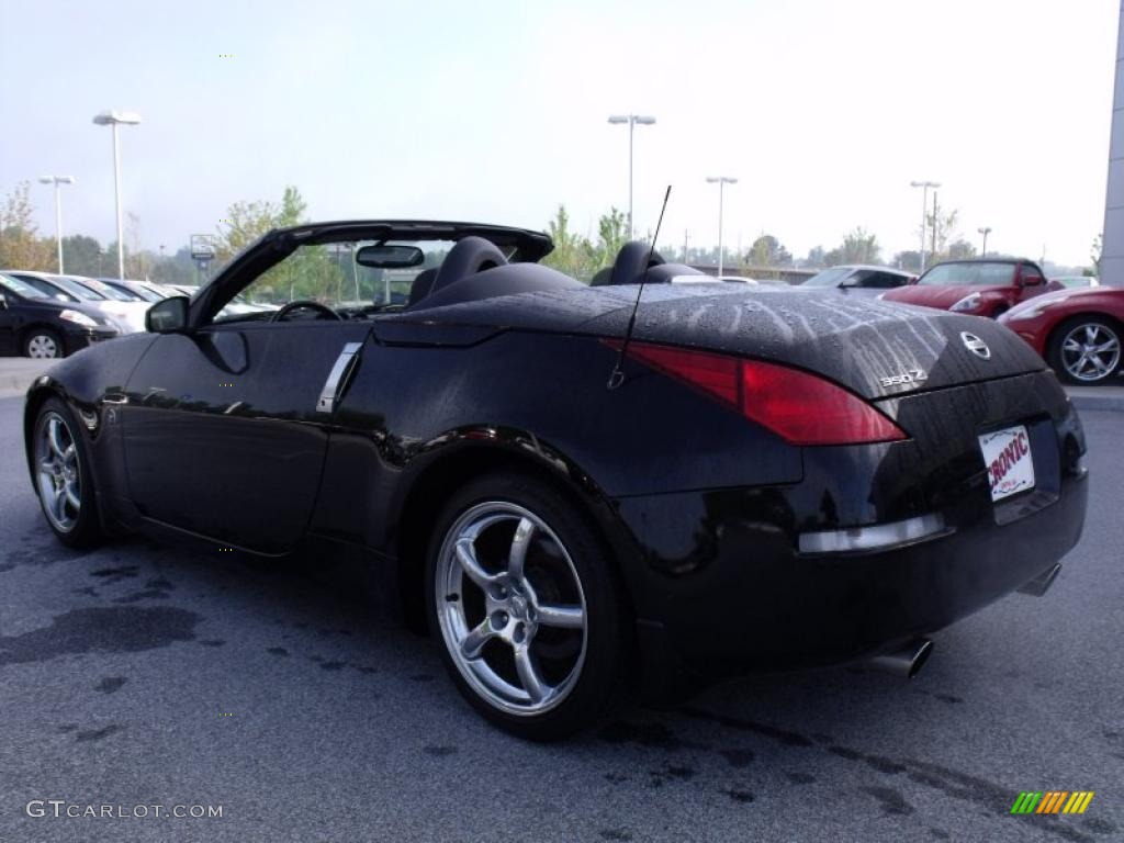 2004 350Z Touring Roadster - Super Black / Charcoal photo #3