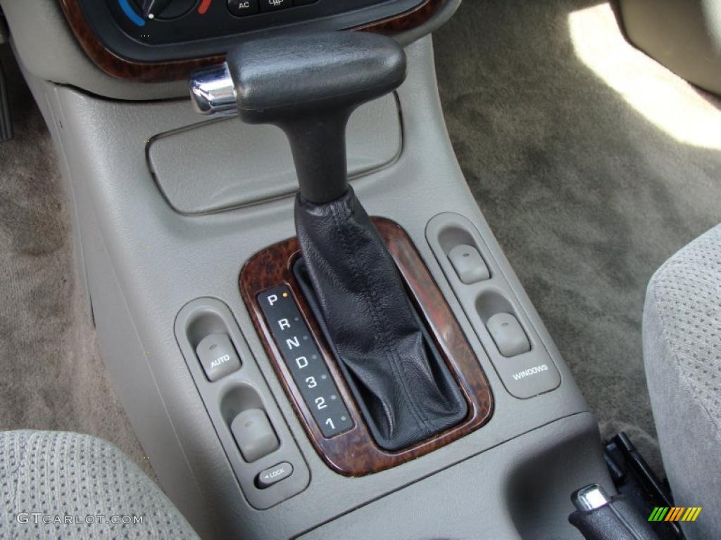 2001 L Series L200 Sedan - Dark Blue / Tan photo #21