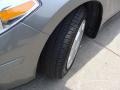 Brillant Silver - Versa 1.8 S Hatchback Photo No. 8
