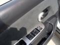 Brillant Silver - Versa 1.8 S Hatchback Photo No. 10
