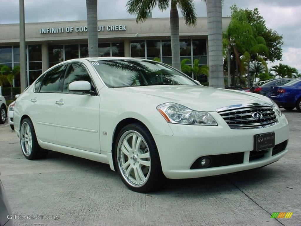 2006 M 35 Sedan - Ivory Pearl / Graphite photo #1