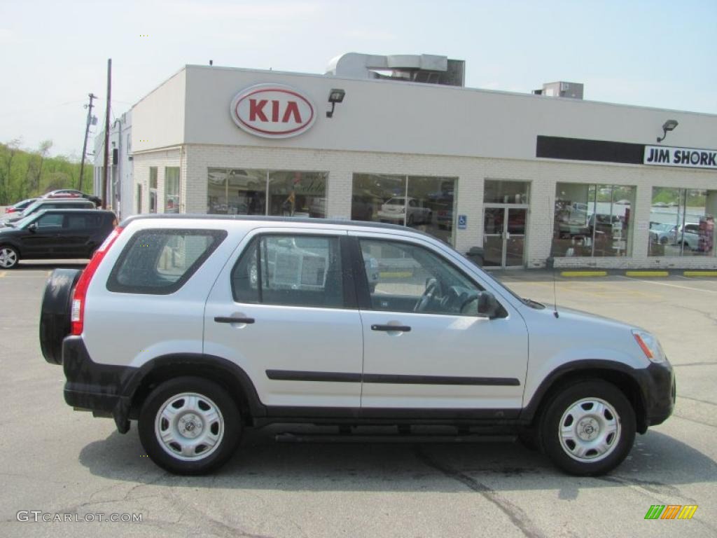 2006 CR-V LX 4WD - Alabaster Silver Metallic / Black photo #2