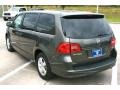 Meteor Gray Metallic - Routan SE Photo No. 2