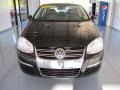 Black - Jetta SE Sedan Photo No. 2