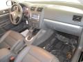 Black - Jetta SE Sedan Photo No. 27