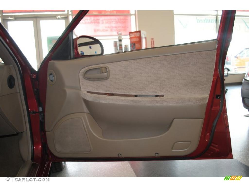 2005 Optima LX V6 - Radiant Red / Gray photo #50