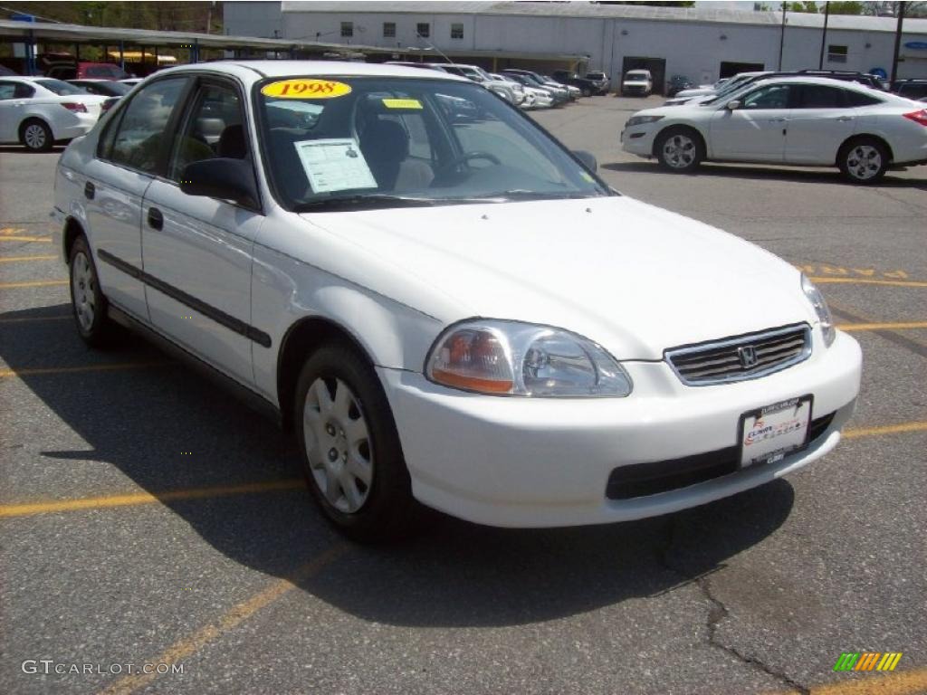 1998 Civic LX Sedan - Taffeta White / Gray photo #1