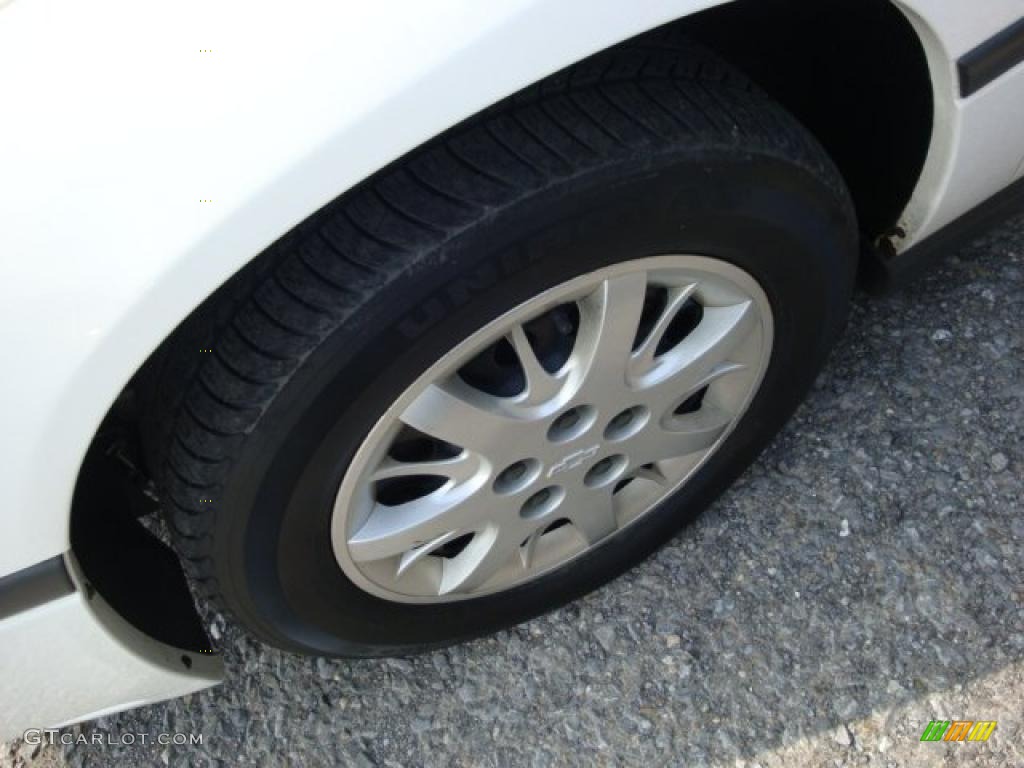 2004 Impala  - White / Neutral Beige photo #7