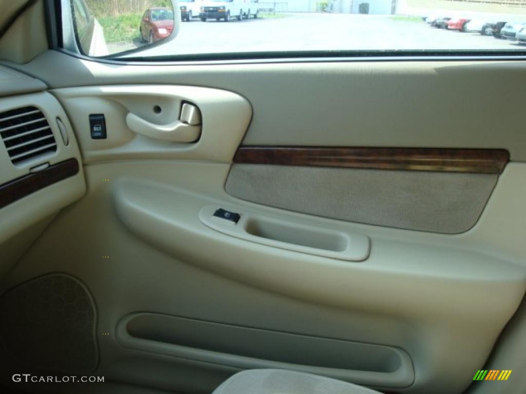2004 Impala  - White / Neutral Beige photo #12