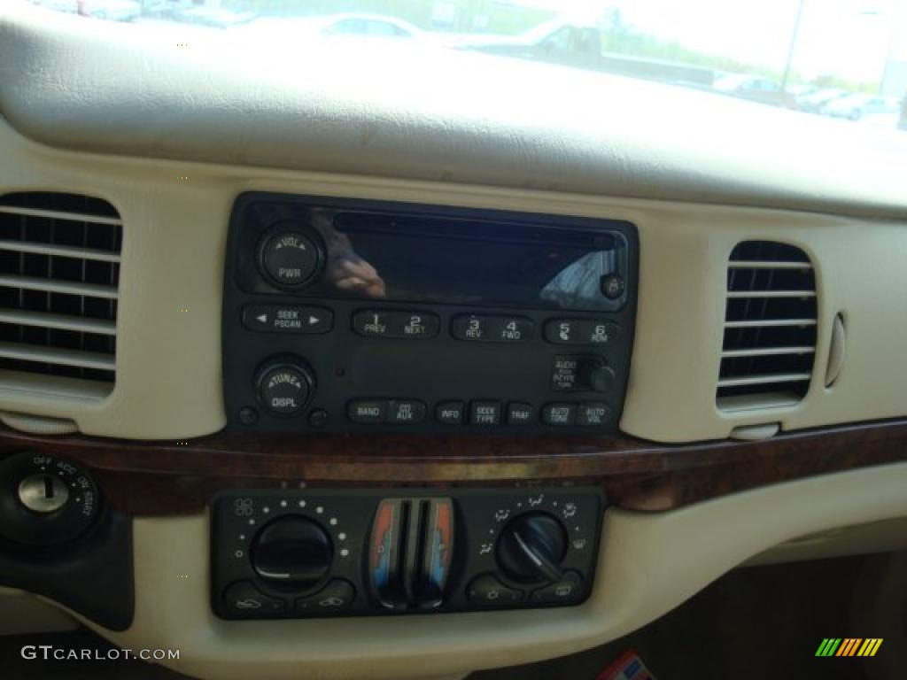 2004 Impala  - White / Neutral Beige photo #13