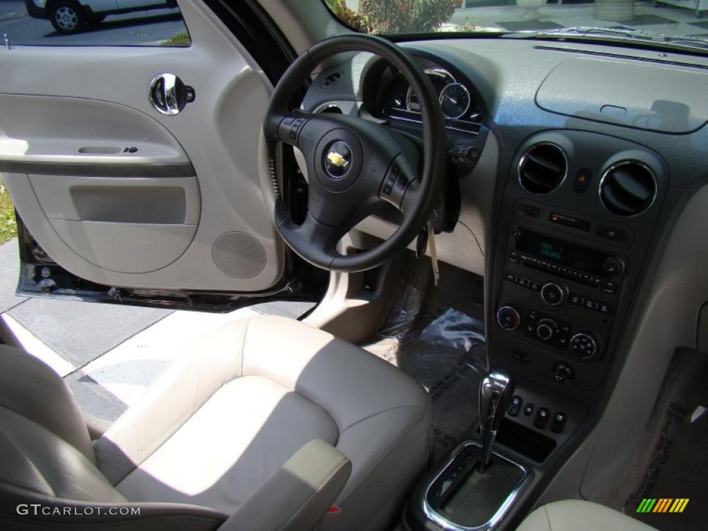 2006 HHR LT - Black / Gray photo #20