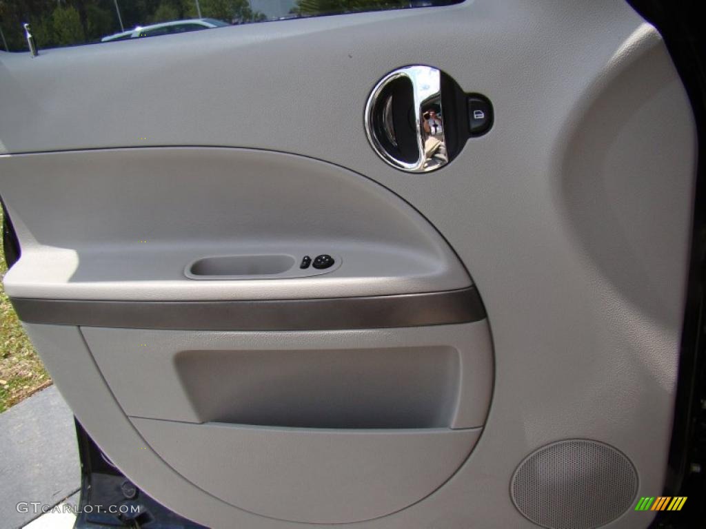 2006 HHR LT - Black / Gray photo #22