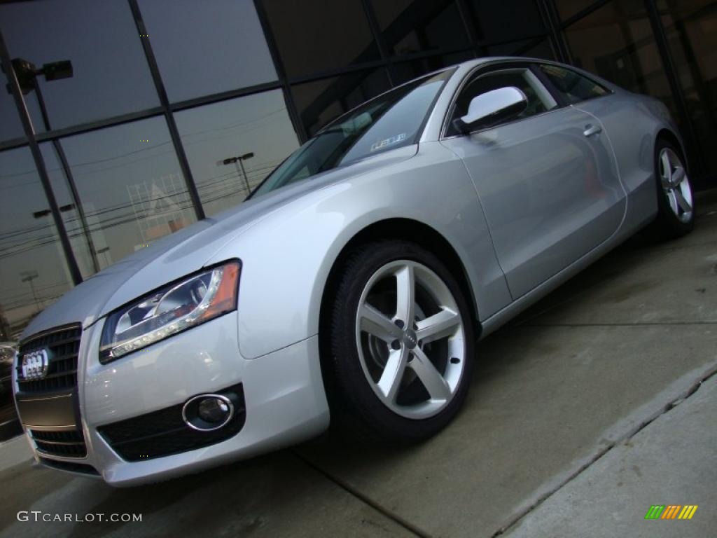 2010 A5 2.0T quattro Coupe - Ice Silver Metallic / Light Gray photo #1