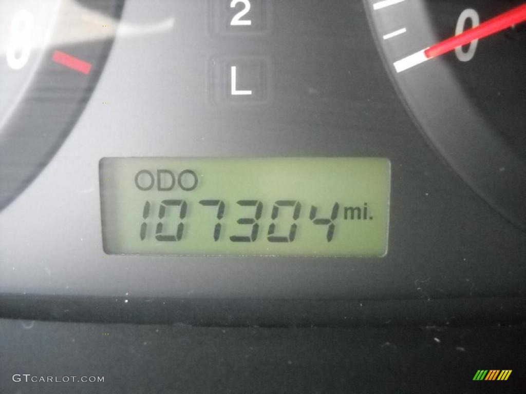 2004 Elantra GLS Sedan - Black Obsidian / Gray photo #20