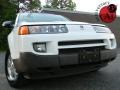 2003 White Saturn VUE V6  photo #1