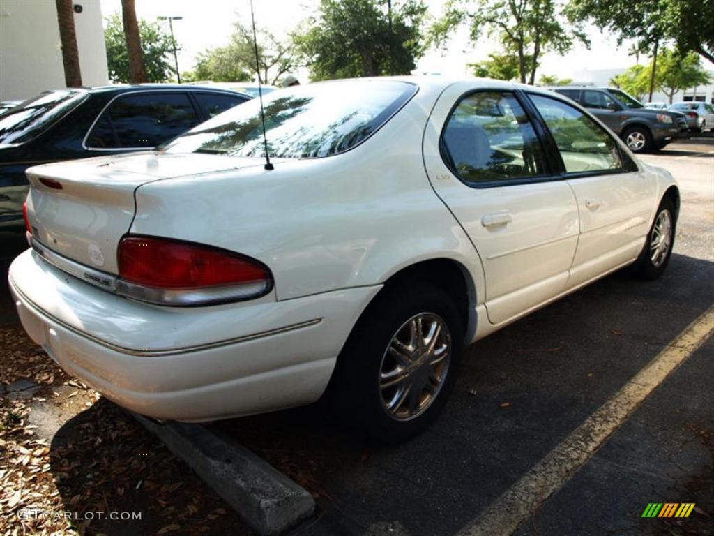 1999 Cirrus LXi - Stone White / Agate photo #2