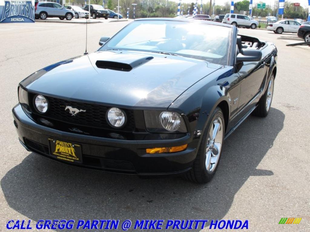 2008 Mustang GT Premium Convertible - Black / Dark Charcoal photo #4