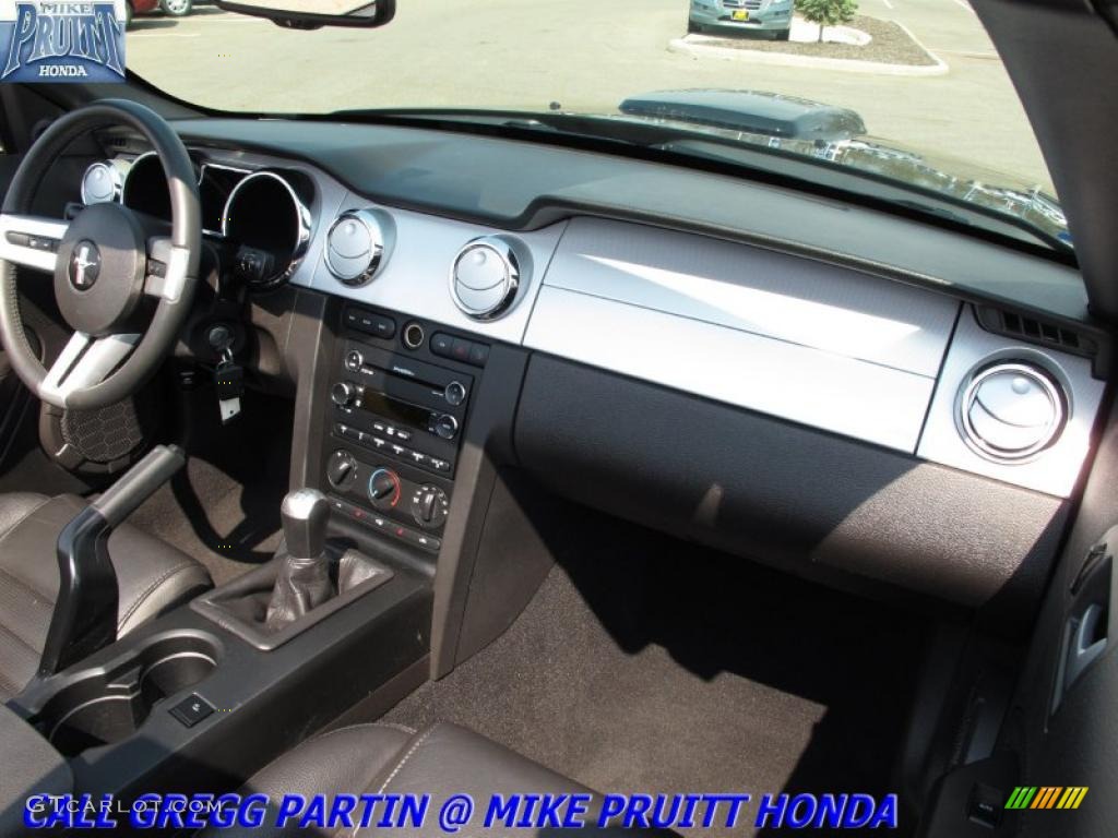 2008 Mustang GT Premium Convertible - Black / Dark Charcoal photo #20