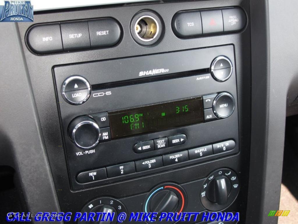 2008 Mustang GT Premium Convertible - Black / Dark Charcoal photo #26