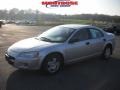 Bright Silver Metallic - Stratus SE Sedan Photo No. 21