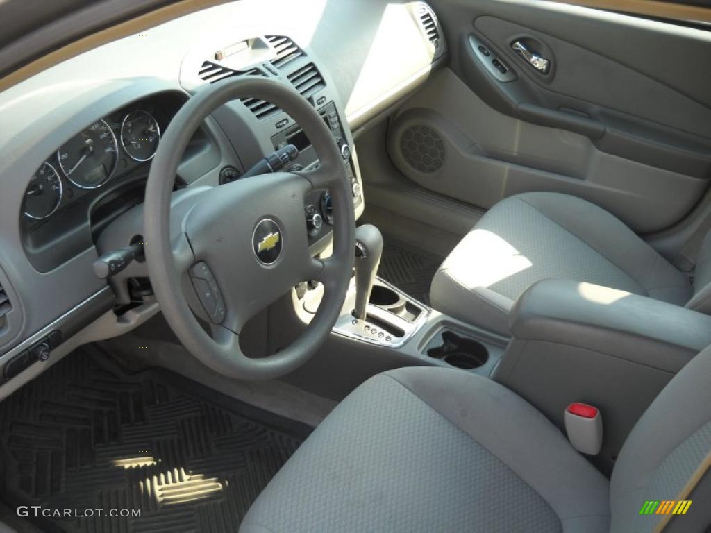 2006 Malibu LS Sedan - Silverstone Metallic / Titanium Gray photo #7
