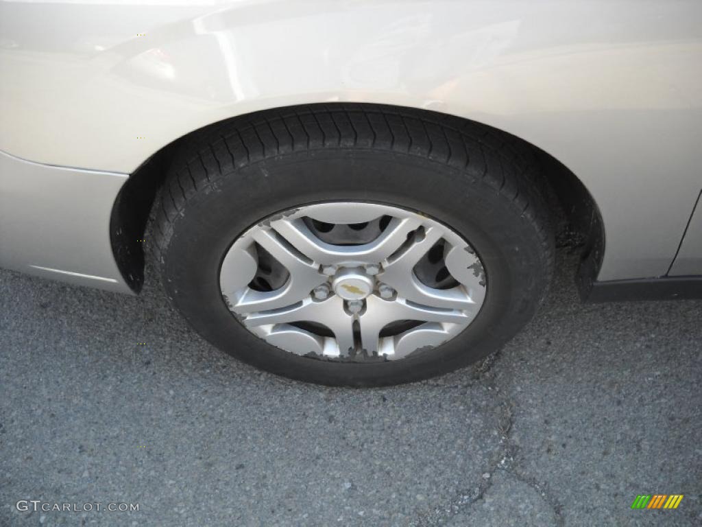 2006 Malibu LS Sedan - Silverstone Metallic / Titanium Gray photo #15