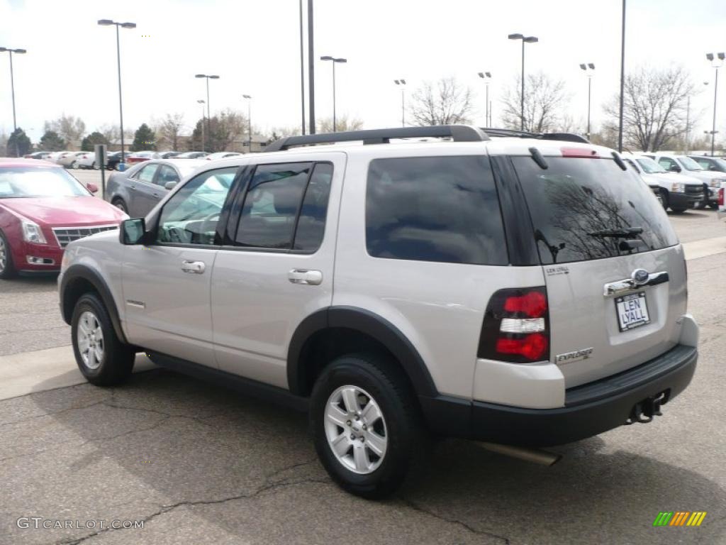 2007 Explorer XLT 4x4 - Silver Birch Metallic / Stone photo #4