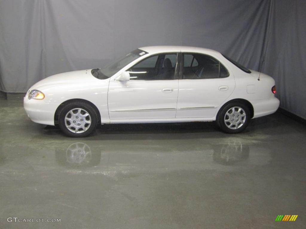 2000 Elantra GLS Sedan - Noble White / Gray photo #2