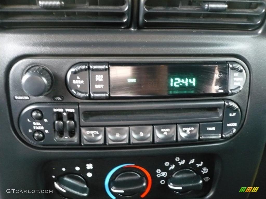 2004 Wrangler Rubicon 4x4 - Solar Yellow / Dark Slate Gray photo #20