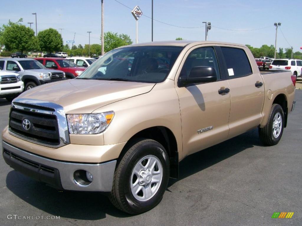 2010 Tundra CrewMax - Sandy Beach Metallic / Sand Beige photo #2