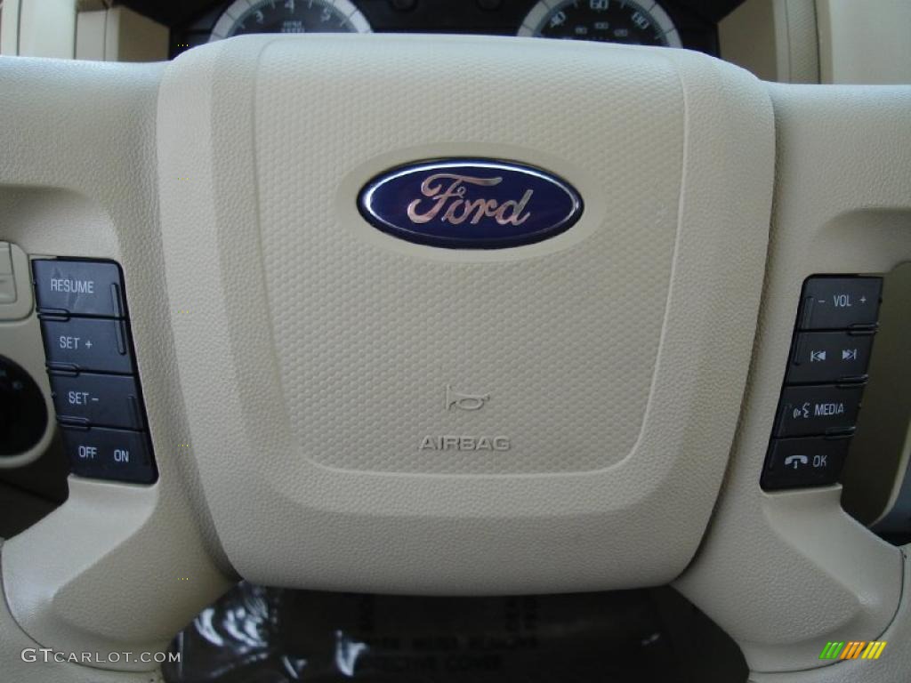 2009 Escape XLT - Oxford White / Camel photo #28